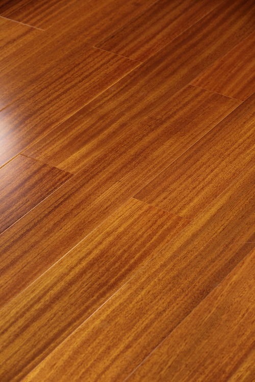 安心地板实木复合地板 绿丙桑圆盘豆 平面半哑光 古色 地暖可